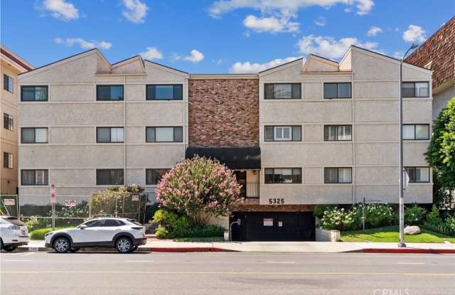 5325 Lindley Avenue photos photos