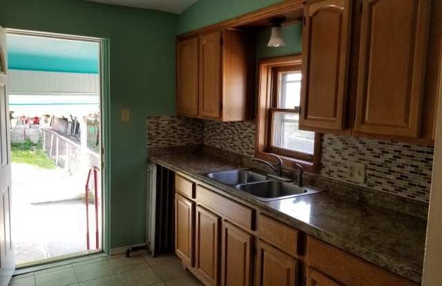 514 S 14th St - 514 South 14th Street, Reading, PA 19602