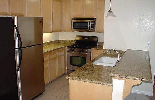 1202 Donax Ave. #4 - 1 photos photos