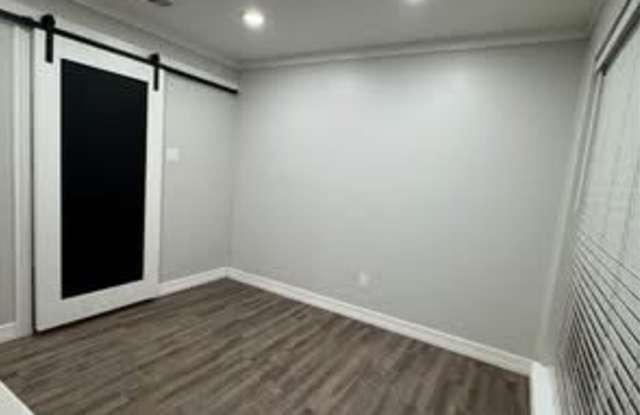 15058 Country Acres Dr Gallery 4