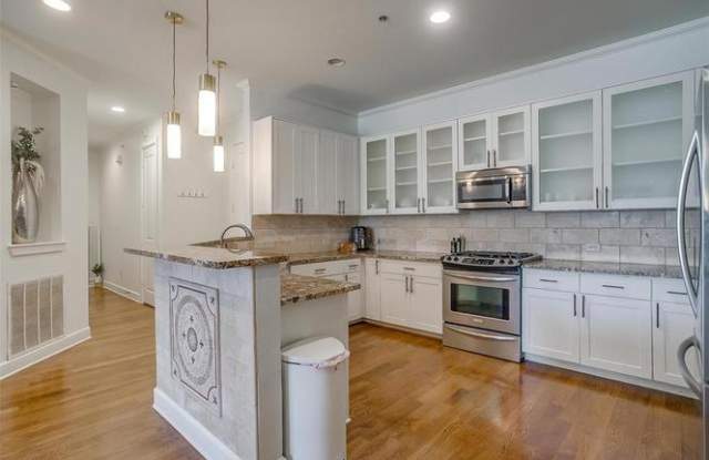 226 Genesee St # QG192048CZ photos photos