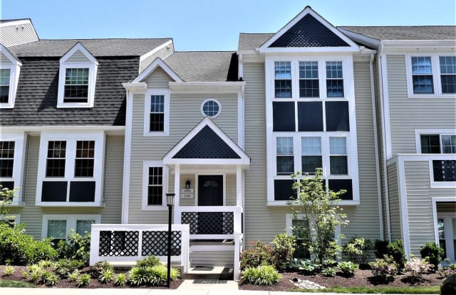 12912 GRAYS POINTE RD #C - 12912 Grays Pointe Road, Greenbriar, VA 22033