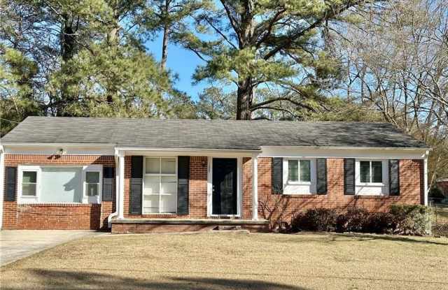 1223 Pineglen Drive photos photos