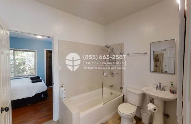 5728 Moraga Avenue Unit A Gallery 2