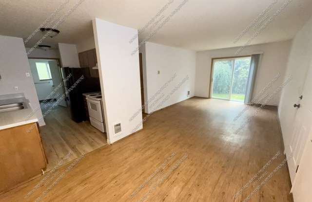 600 Southeast 175th Place Gallery 2