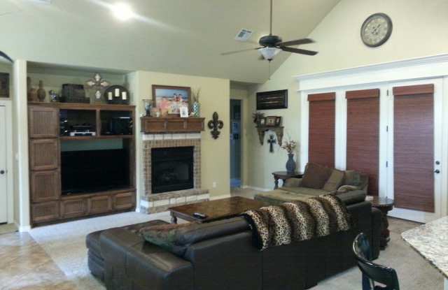 820 Cypress Gallery 2