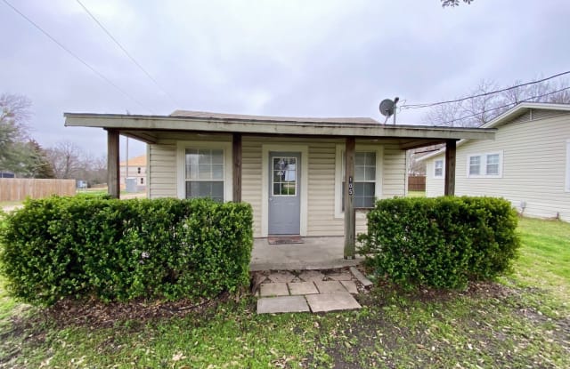105 E. Margurite Lane - 105 E Margurite Ln, Garrett, TX 75119