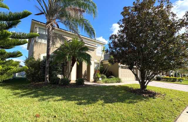 Available NOW! Stunning 5-Bedroom Home in Gated Avalon Lakes Community - 1431 Spring Fest Lane, Alafaya, FL 32828