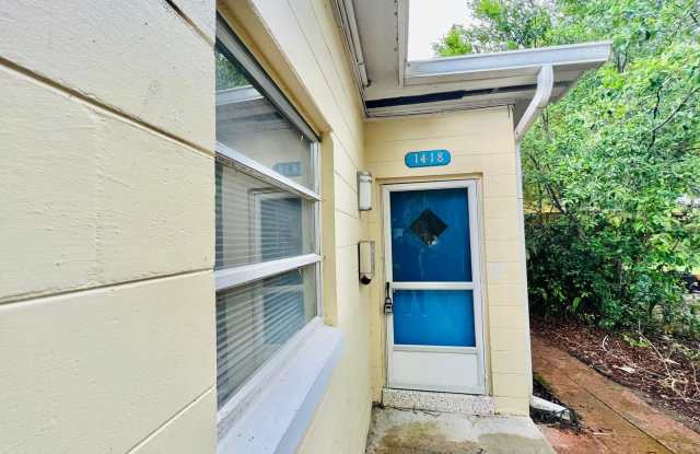 1418 Granville Lane Gallery 2
