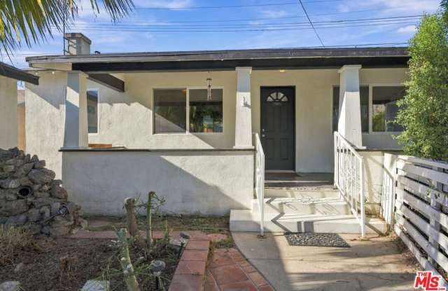 3316 Atwater Ave Gallery 1