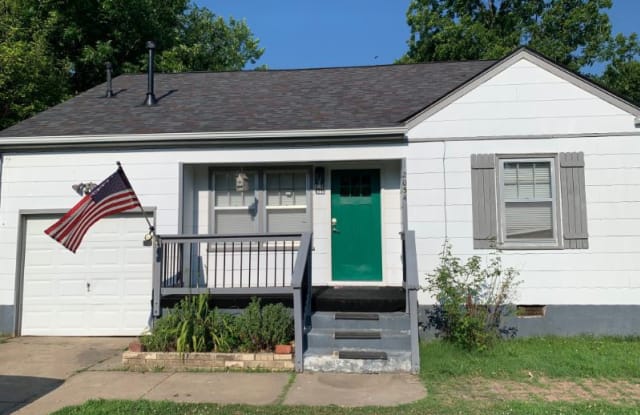 2054 S Johnstone Ave - 2054 South Johnstone Avenue, Bartlesville, OK 74003