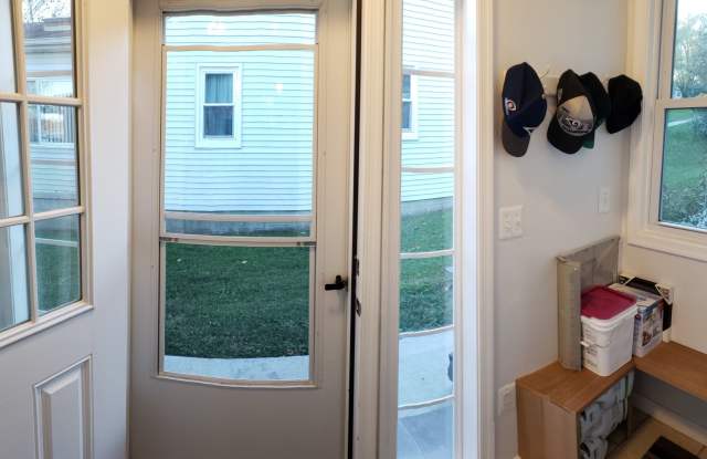 1543 Hodges Ave Gallery 4
