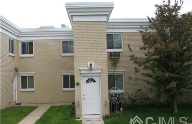 22 Lake - 22 Lake Ave, Middlesex County, NJ 08816