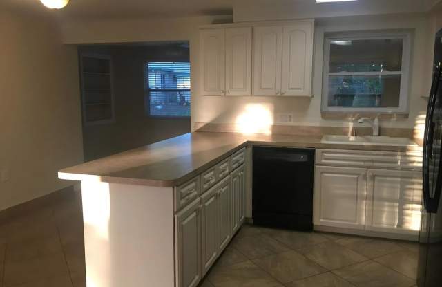 3422 Peterborough St. photos photos