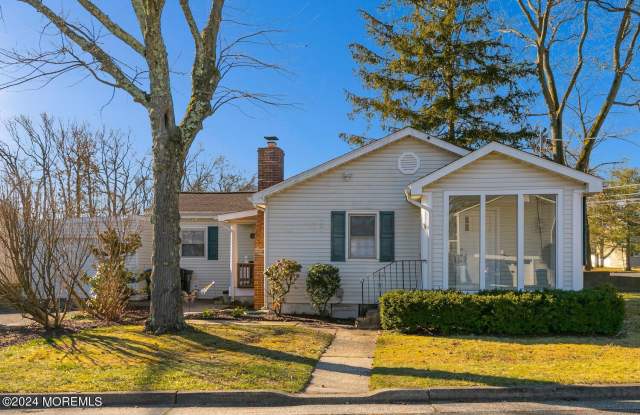717 Harmony Road photos photos