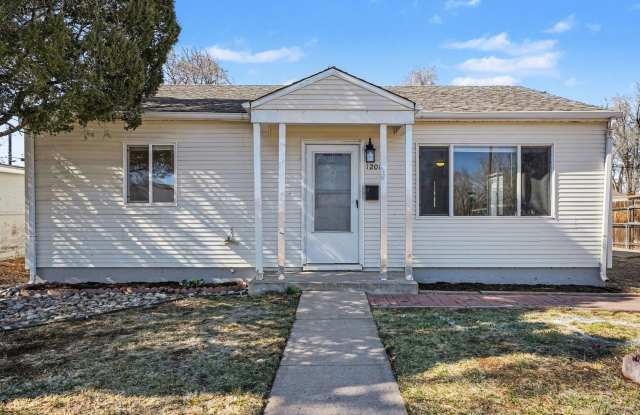 *2 Bedroom Detached Garage, Large Lot Updated and Clean** photos photos