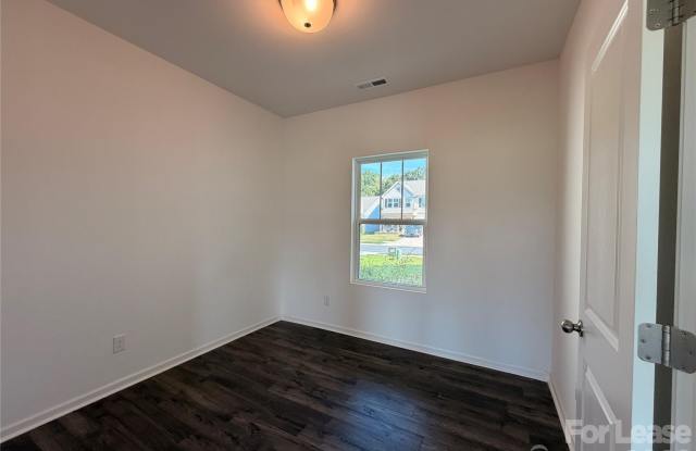 242 Redondo Drive Gallery 3