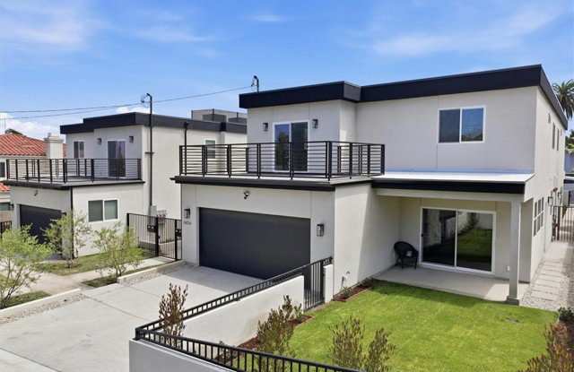 24228 Ocean Avenue Gallery 1