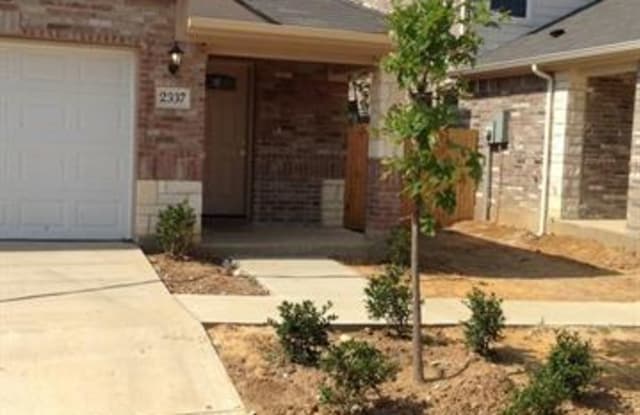 2322 Bloomfield Drive - 2322 Bloomfield Drive, Arlington, TX 76012