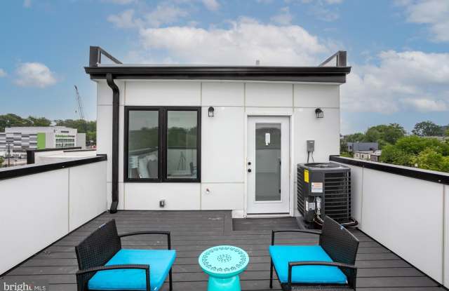 1730 MONTELLO Avenue NE Gallery 2