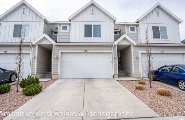 107 E Mayapple Ct. - 107 Mayapple Court, Saratoga Springs, UT 84045