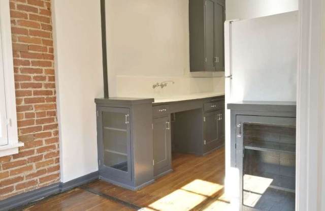 1759 Orchid Avenue Gallery 3
