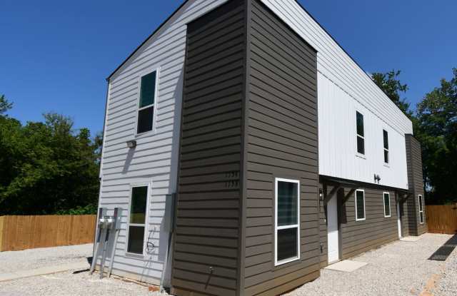 Newly Constructed (2024)- 2 Bedroom, 2.5 Bathroom Duplex! photos photos