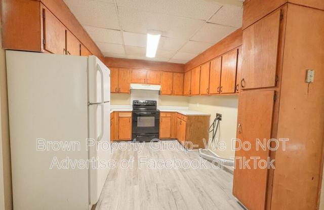 2310 Barrington Cir Gallery 4