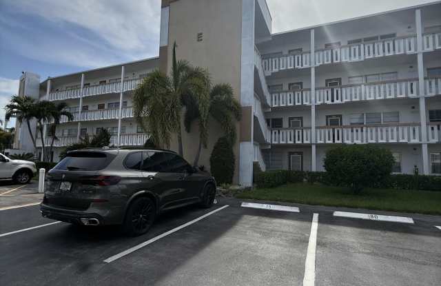 4085 Cornwall E photos photos