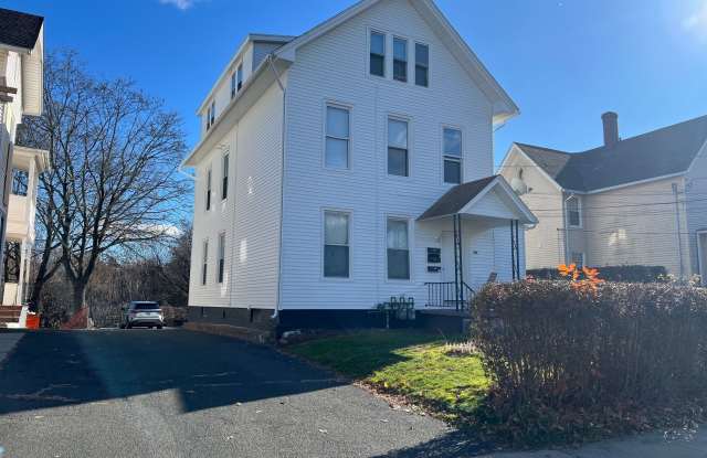 77 Windsor Avenue unit: 2 photos photos