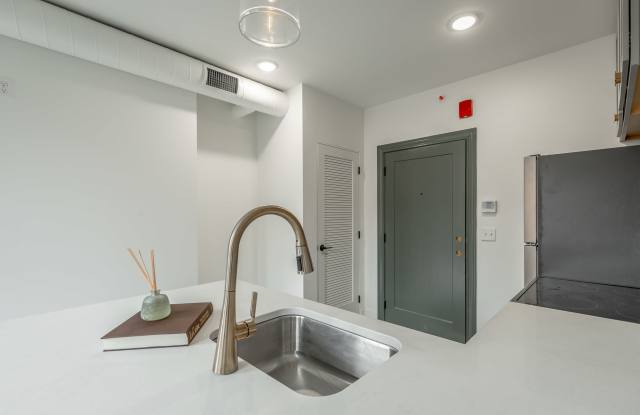 117 East 7th Street - 206 Gallery 4