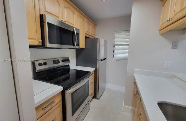 9728 Hammocks Boulevard 201-27, Miami, FL 33196 photos photos