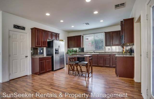 21040 W Elm Way Ct Gallery 3