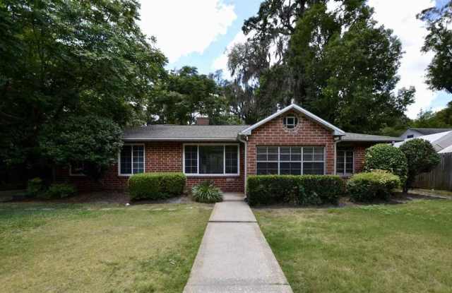 3/2 Forest Park - Walking distance to UF photos photos