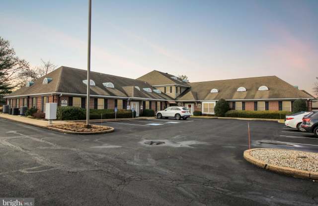 593 BETHLEHEM Pike Gallery 2