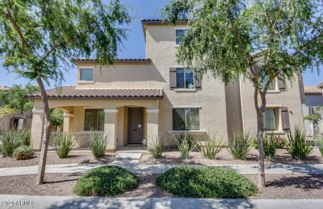 1696 E JOSEPH Way - 1696 East Joseph Way, Gilbert, AZ 85295