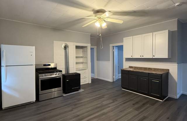 62 Harrison Street - 2 photos photos