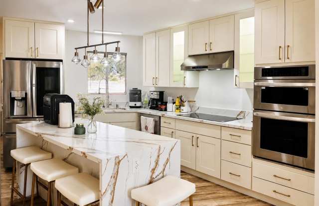 11393 Artesia Way Gallery 2