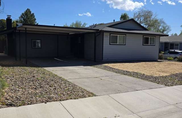 Great Family home in family neighborhood~bring the pets Gallery 3