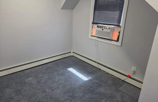 Charming 2BR 2nd floor apartment in Farmingdale Gallery 4