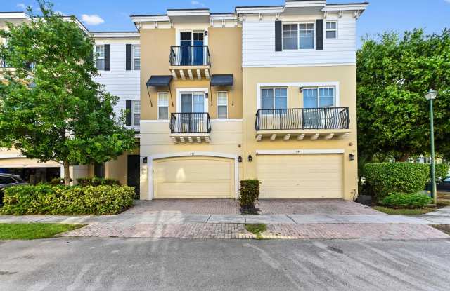 642 NW 38th Circle photos photos