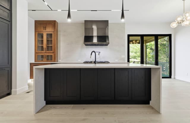 16707 Bisley Place Gallery 4