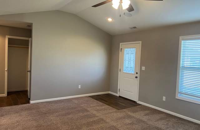 Stop Looking! Your Perfect Ashland Home is Right Here! Gallery 3