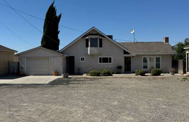 ***Now Available!! Wonderful Home In The Country With Pool*** photos photos