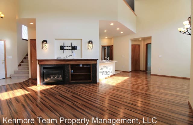 413 Columbia Point Dr. - 413 Columbia Point Drive, Richland, WA 99352