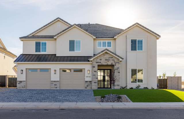 Beautiful 5 bed 4 bath home in Desert Canyon with 3 car tandem garage - 2910 East Yavin Way, St. George, UT 84790 Beautiful 5 bed 4 bath home in Desert Canyon with 3 car tandem garage - 2910 East Yavin Way, St. George, UT 84790