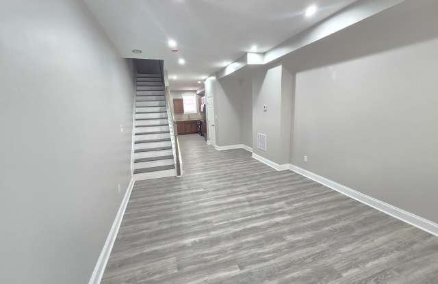 336 WHITRIDGE Avenue Gallery 3