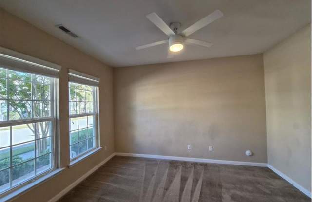 279 Tigerlilly Drive Gallery 4