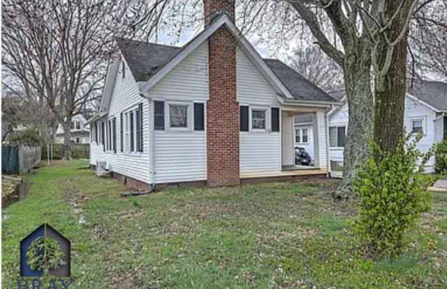 1362 E Center St photos photos