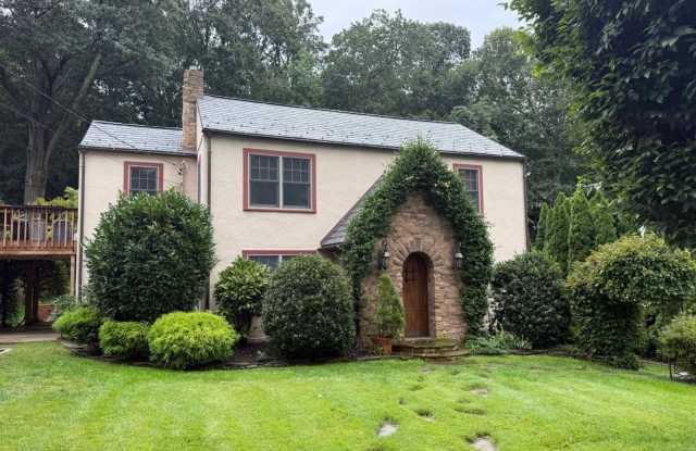 112 Abbott Dr Gallery 2